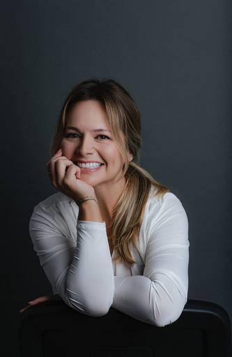 Pam Herrera 
Produtora Criativa