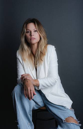 Pam Herrera 
Produtora Criativa