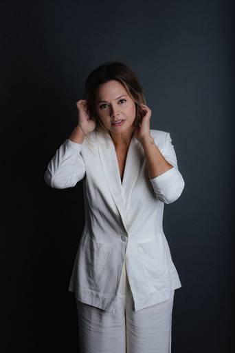 Pam Herrera 
Produtora Criativa