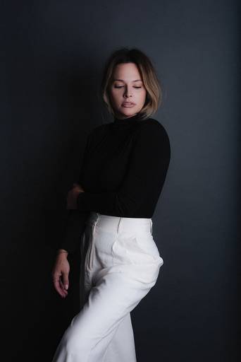 Pam Herrera 
Produtora Criativa