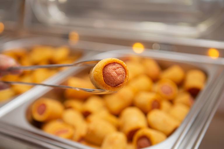 Enroladinho de Salsicha 
