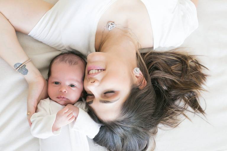  recem-nascido e mãe