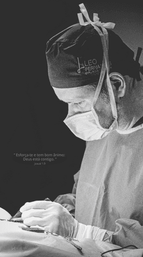 Dr. Leo Fernandes - Cirurgia Plástica - Quadro Canvas - 1M