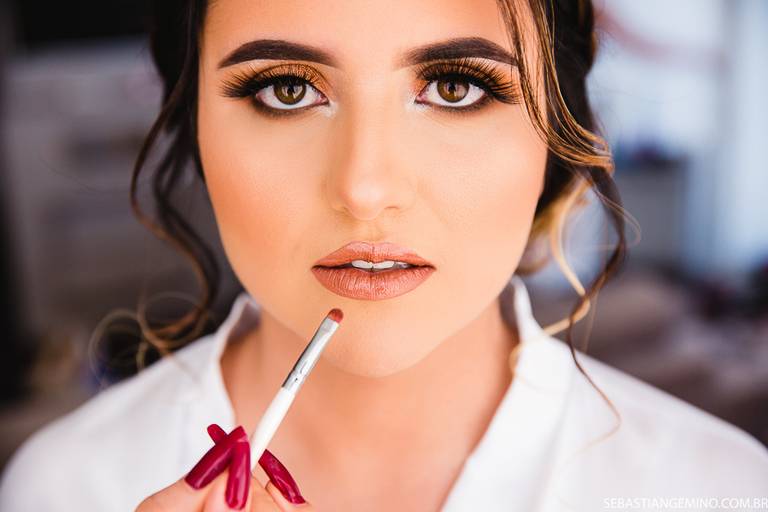 FOTOS NOIVAS NO MAKING OF EM CASAMENTOS EM NITEROI