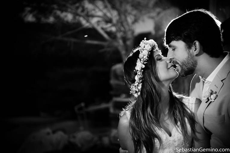 FOTOGRAFO DE CASAMENTO BUZIOS, COM FOTOS NA PRAIA 