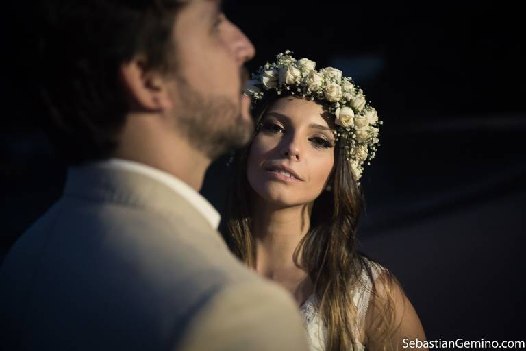 FOTOGRAFO DE CASAMENTO BUZIOS, COM FOTOS NA PRAIA 