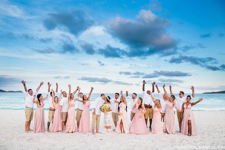 FOTOS DE CERIMONIA DE CASAMENTO NA PRAIA EM CABO FRIO