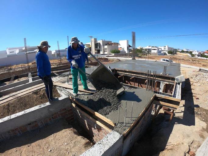 CONCRETAGEM DA LAJE DO 1º PAVIMENTO