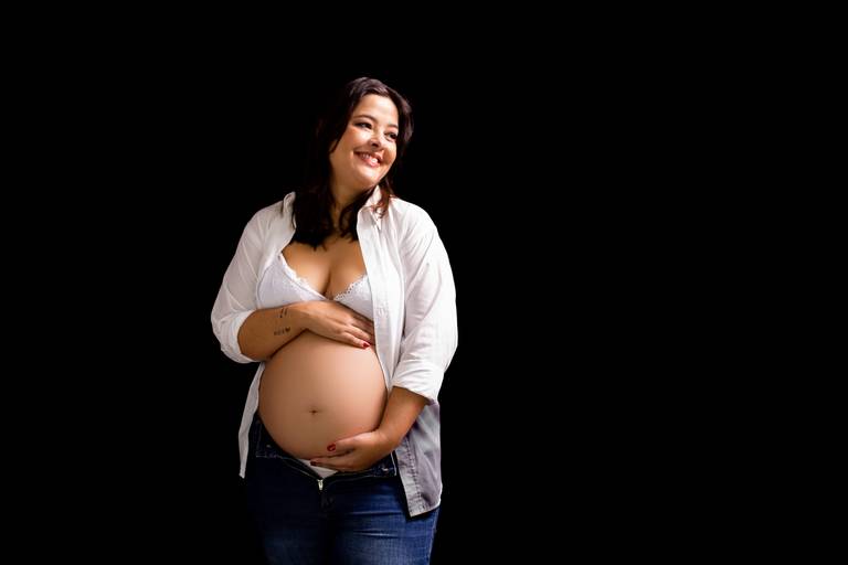 Ensaios de gestante com maquiagem inclusa  em BH 