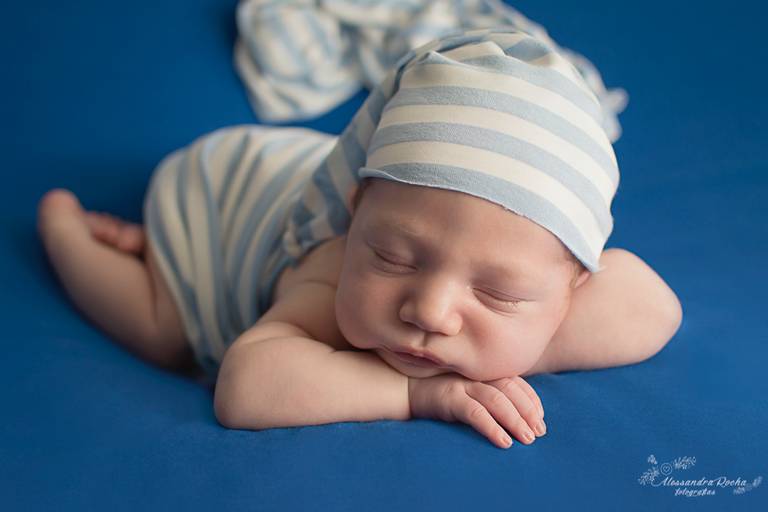 estúdio nos primeiros dias de nascimento do Bruno. Nosso estúdio é especializado em ensaios de recém nascido. Esses momentos devem ser registrados com muito amor e carinho e segurança sempre. 