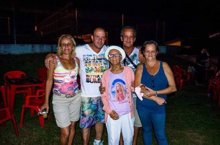 Neuza, Andre, Sergio Tia Marieta e Angela