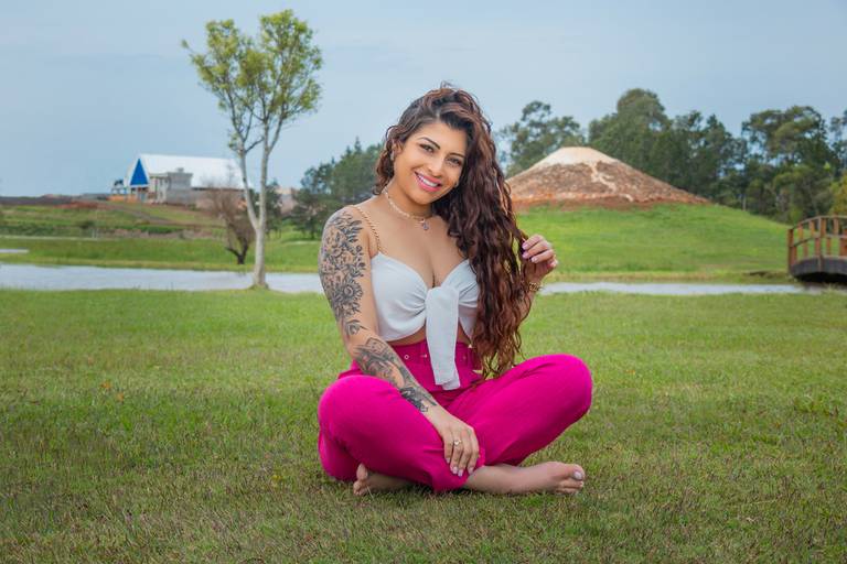 Ensaio feminino ou masculino 
 maua da serra foto em studio apucarana fotografo vale do ivai , marilandia do sul , faxinal, fotografo ensaio feminino , gestante , debutante, aniversário e casamento