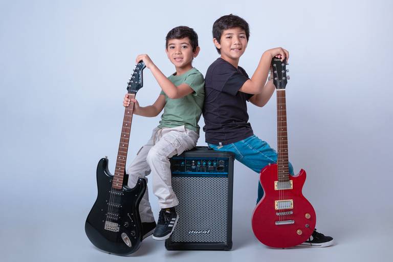 fotografo - debutante - 15 anos - arapongas  - paraná -ensaio em familia fotografo em maua da serra e vale do ivai - apucarana - marilandia do sul - faxinal - casamento - ensaio feminino - aniversário - festa infantil - aniversario - gestante