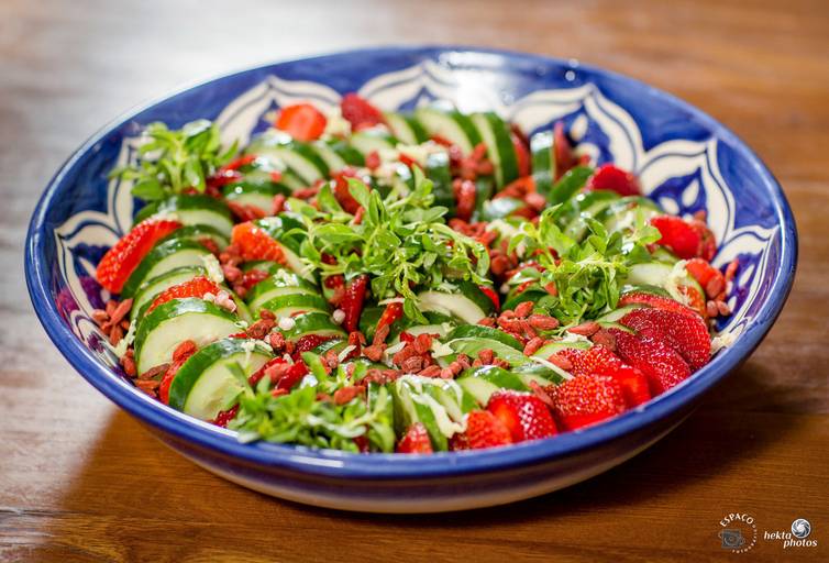 Salada tropical - foto: helio junior espaco fotografico gastronomia gastronomy photography goiania brasil