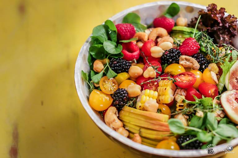 Salada tropical mista - casa benedita - foto: helio junior espaco fotografico gastronomia gastronomy photography goiania brasil