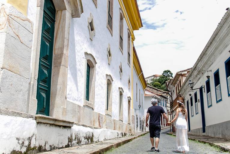 Noivos Júlia e Juliam ensaio pré wedding em ouro preto minas gerais, Igreja nossa senhora da conceição, Bairro Antônio Dias
