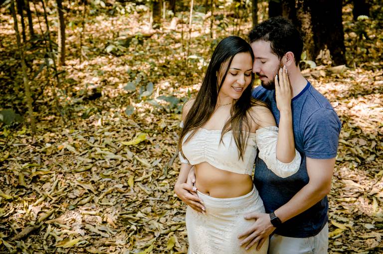 Pré wedding do casamento de Mélani e Pedro realizado em um parque em belo horizonte minas gerais