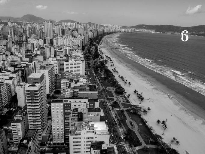 Vista do Canal 3 - Praia do Boqueirão e Praia do Embaré - Santos S.P