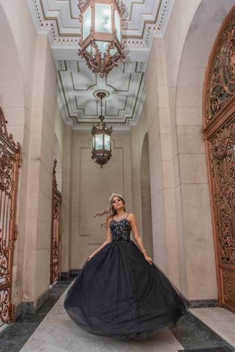 Ensaios fotográficos para Debutantes com fotografo especialista nessa área - Marcelo Fabiano Fotografia - Ensaio fotográfico no centro histórico de Santos S.P