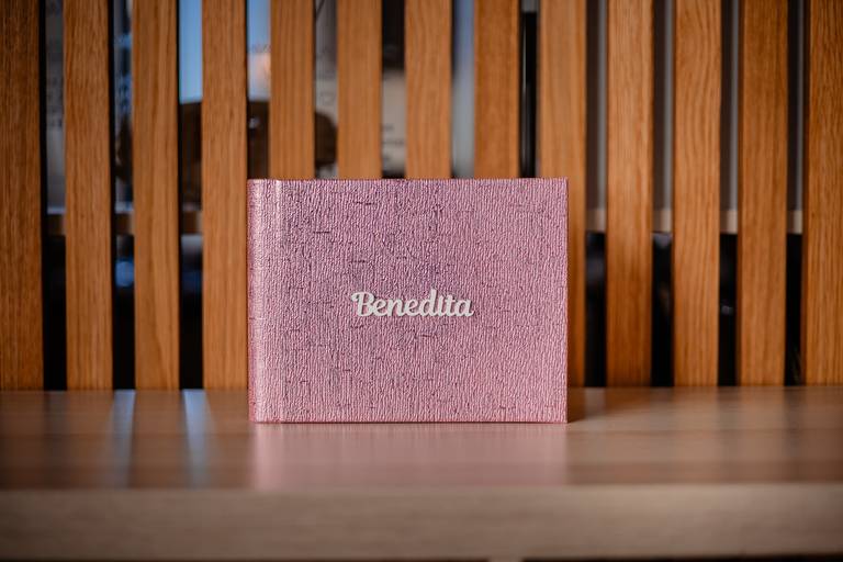 Álbum 15x20 com gravação em acrilico branco