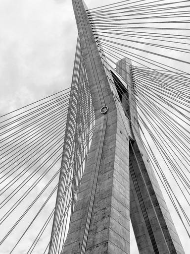 Ponte Estaiada P&B - São Paulo/SP
Laura Cahen