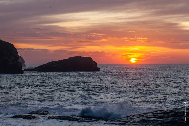 Nascer do sol na Ponta da Lagoinha Búzios - Rio de Janeiro