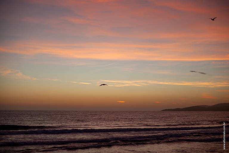 inicio do dia na Praia do Foguete em Cabo Frio - RJ