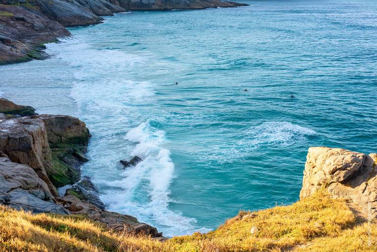 inicio da manhã na Praia Brava em Arraial do Cabo - RJ