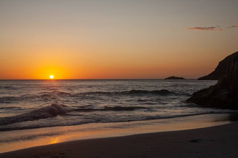 Por do sol na Praia Brava - Arraial do Cabo - RJ