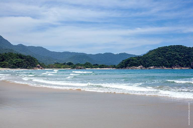 Praia do Meio, imagem da piscina natural. Trindade - Município de Paraty - RJ
