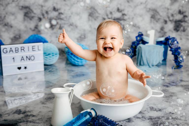 fotografia de criança, fotos de crianças, smash the cake, fotografia de smash the cake vila do conde, fotografa de crianças vila do conde, fotografa de crianças povoa de varzim, fotografia de bebes, meu tudo fotografia, crianças as comer o bolo