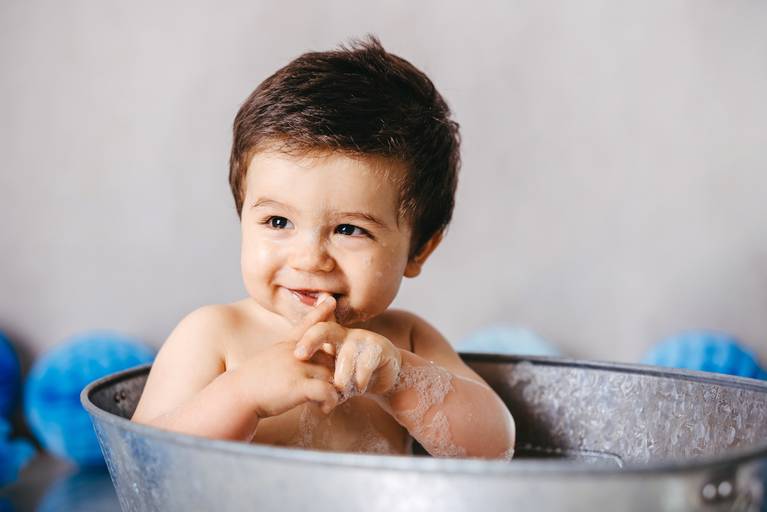 fotografia de criança, fotos de crianças, smash the cake, fotografia de smash the cake vila do conde, fotografa de crianças vila do conde, fotografa de crianças povoa de varzim, fotografia de bebes, meu tudo fotografia, crianças as comer o bolo