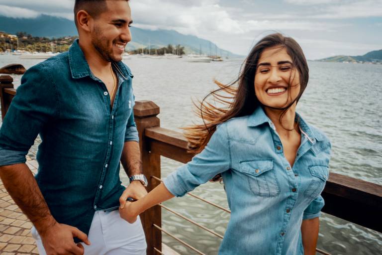 Foto Casal pré wedding Ilhabela ensaio pré wedding fotógrafo de casamentos em sao paulo ensaio pré wedding são sebastião pré wedding Ilhabela http://www.4ksf.com/portfolio/pre-wedding/226127-ensaio-pre-wedding-ilhabela-fotografodecasamentossaopaulo