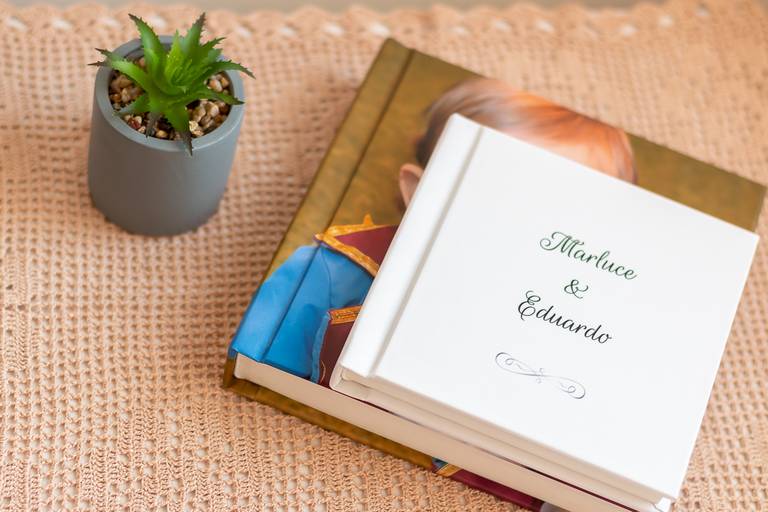 diferença de tamanho dos álbuns 15x15cm e 20x20cm