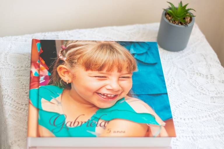 álbum tamanho 25x25cm