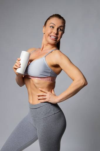 Perfil fitness da contorcionista e atriz Camile