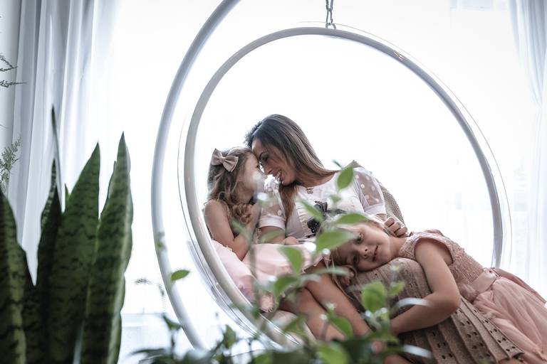 Ana Caro, Yasmim e Sarah