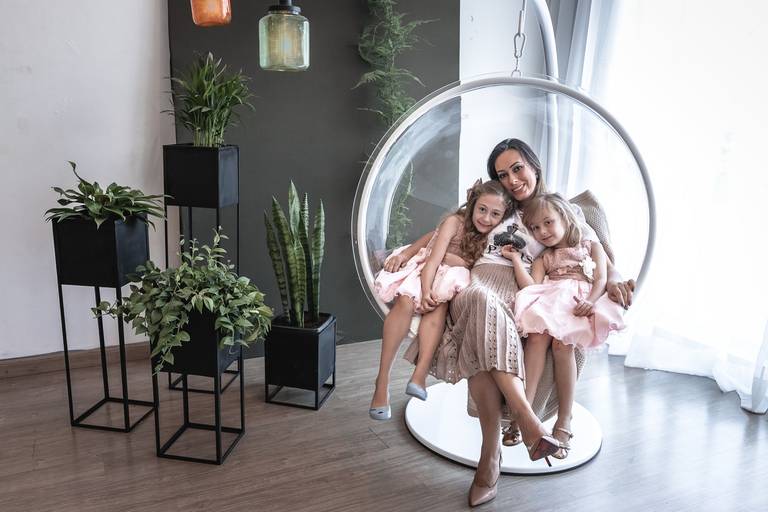 Ana Caro, Yasmim e Sarah