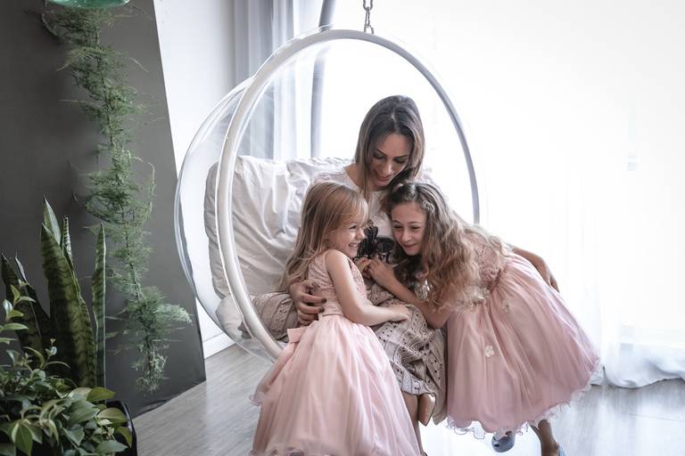 Ana Caro, Yasmim e Sarah