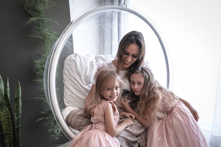 Ana Caro, Yasmim e Sarah