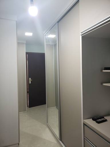 Reforma residencial com instalação de forro tabicado,  nivelamento do contra piso com instalação de piso porcelanato, adequação elétrica, iluminação e pintura.
São Paulo SP