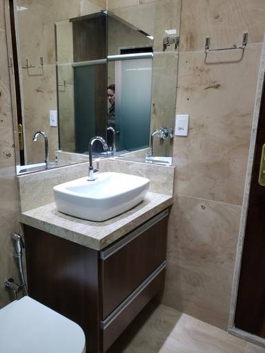 Reforma residencial
reforma total do banheiro com troca de louças metais piso, revestimento, forro tabicado, iluminação e nicho no box.
Vila Ré São Paulo -SP