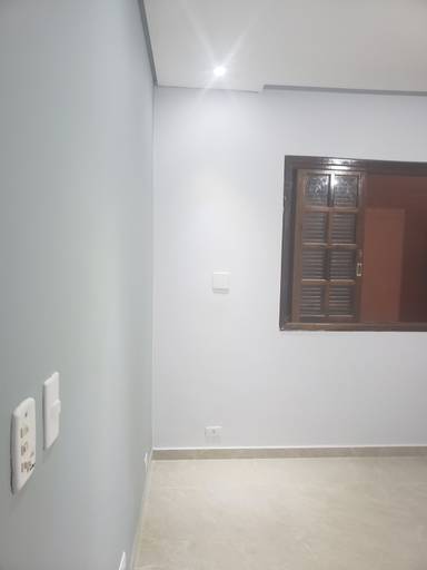 Pintura residencial
Pintura interna e externa 
Alvenaria portas e janelas