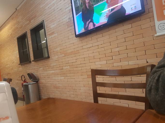 Parede ou painel de tijolo aparente