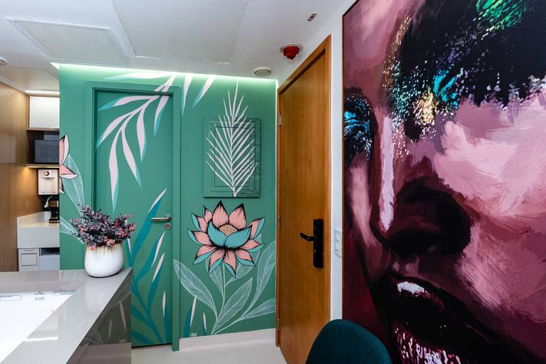 Fotografia RJ - Ensaio fotográfico institucional e corporativo. Retratos da Dra Bárbara Ciraudo e do seu consultório de dermatologia na Barra da Tijuca - RJ. Fotografia profissional para sites e Instagram.  Fotos de Jaque Salles fotografia.