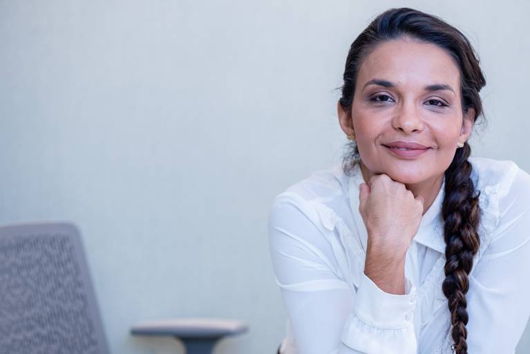 Fotografia RJ - Ensaio fotográfico institucional e corporativo. Retratos da Dra Bárbara Ciraudo e do seu consultório de dermatologia na Barra da Tijuca - RJ. Fotografia profissional para sites e Instagram.  Fotos de Jaque Salles fotografia.