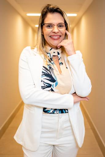 Fotografia RJ - Ensaio fotográfico de consultório e retratos médicos na Barra da Tijuca. Retratos de Jaque Salles fotografia