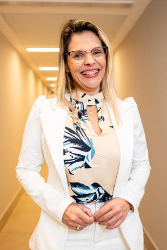 Fotografia RJ - Ensaio fotográfico de consultório e retratos médicos na Barra da Tijuca. Retratos de Jaque Salles fotografia