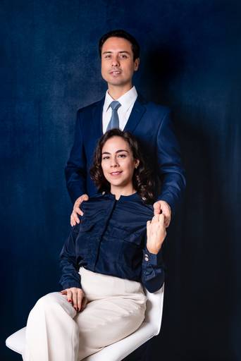 Fotografia RJ - Ensaio fotográfico profissional para mídias sociais, site e Instagram. Retratos dos médicos e fotografia consultório médico de cirurgia plástica na Barra da Tijuca. Fotos da fotógrafa Jaque Salles fotografia.