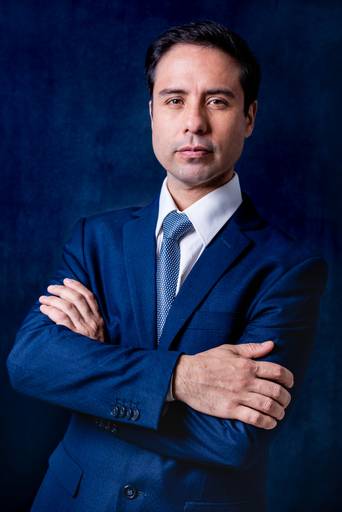 Fotografia RJ - Ensaio fotográfico profissional para mídias sociais, site e Instagram. Retratos dos médicos e fotografia consultório médico de cirurgia plástica na Barra da Tijuca. Fotos da fotógrafa Jaque Salles fotografia.